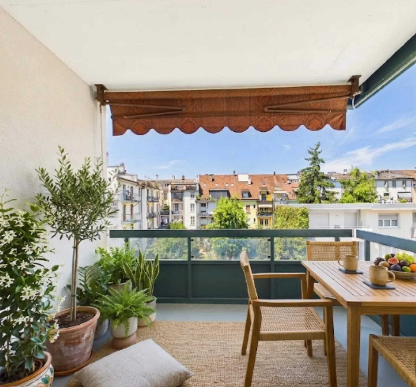 Bright 4.5-room apartment with a view &amp; shared garden - Photo 12 of 13
