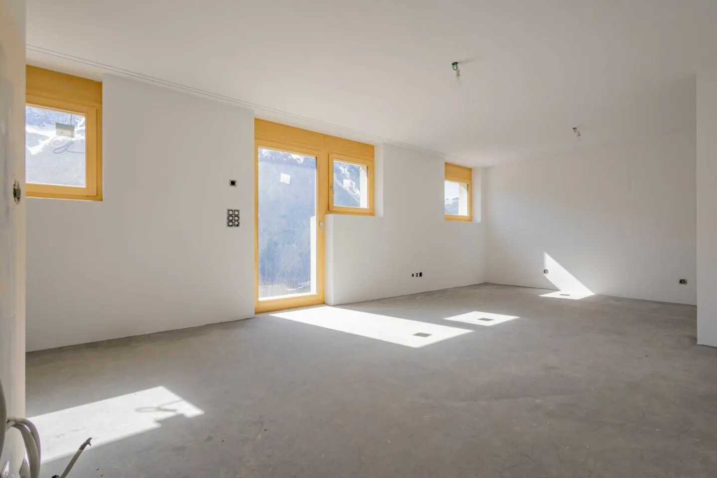 Modernes Studio mit Terrassenblick - Foto 4 von 9