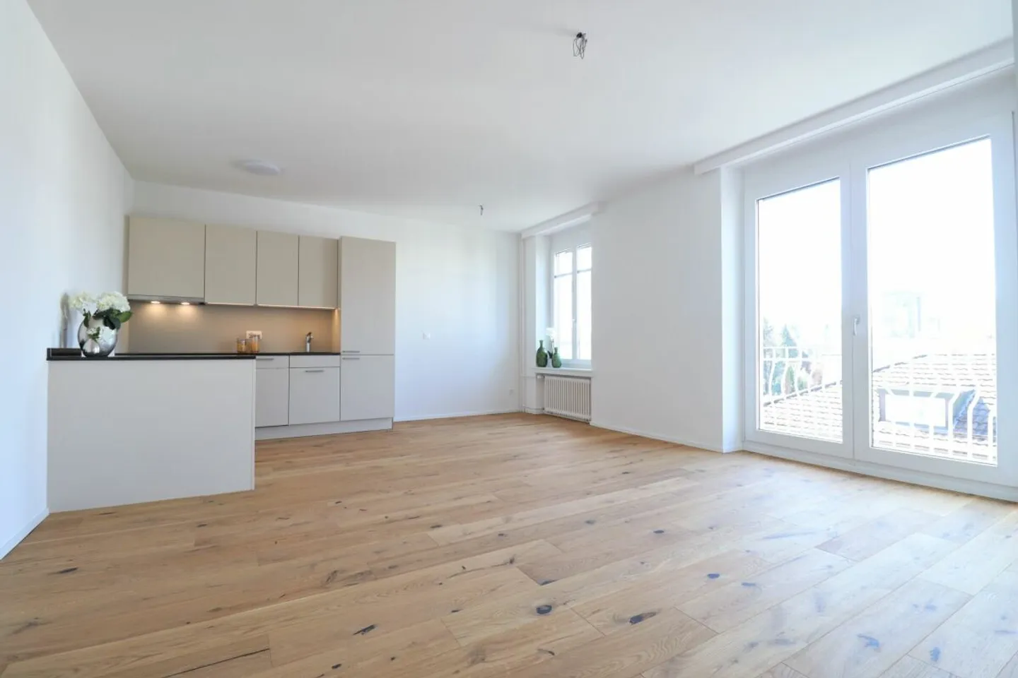 Moderne 2.5 Zimmer-Wohnung - Foto 1 von 6
