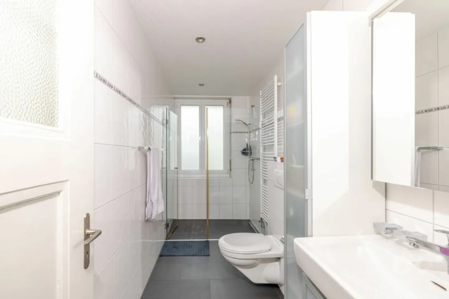 Pièces lumineuses, agencement réfléchi, votre nouveau chez-vous! - Photo 11 sur 13