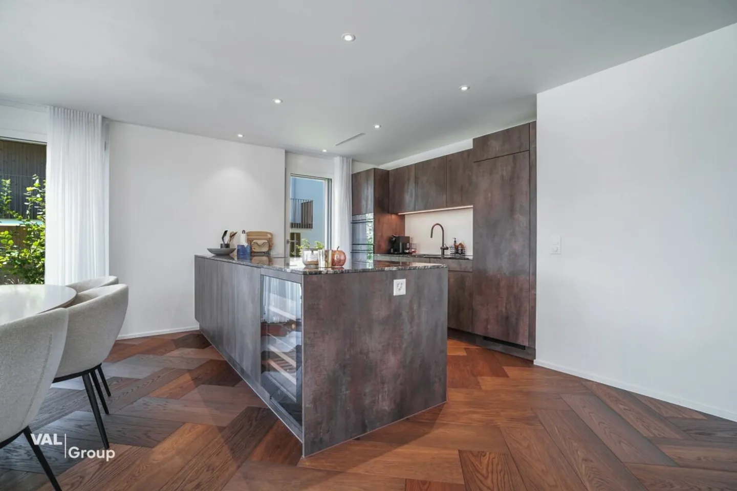 High-quality 5.5-room garden apartment with generous outdoor space in Winkel ZH - Photo 8 of 13