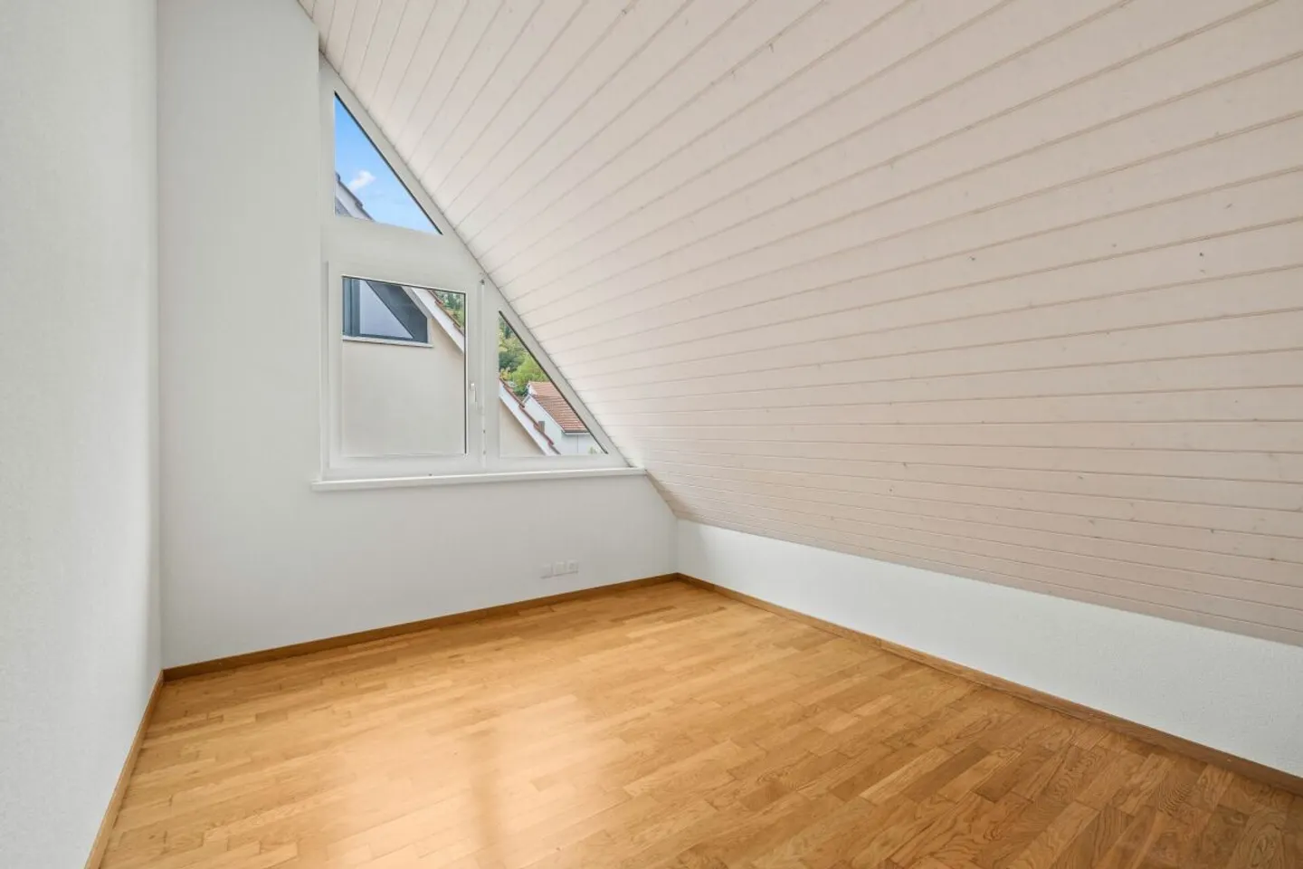 Spacious 4.5-room maisonette apartment with plenty of living comfort - Photo 9 of 12