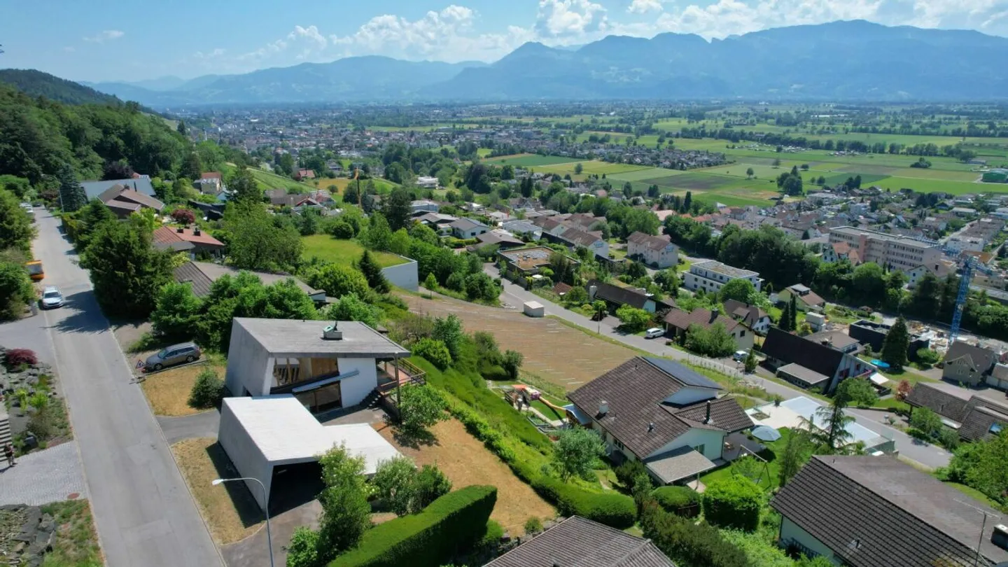 Terreno edificabile con immobile esistente in una posizione privilegiata con vista da sogno - Foto 9 di 9