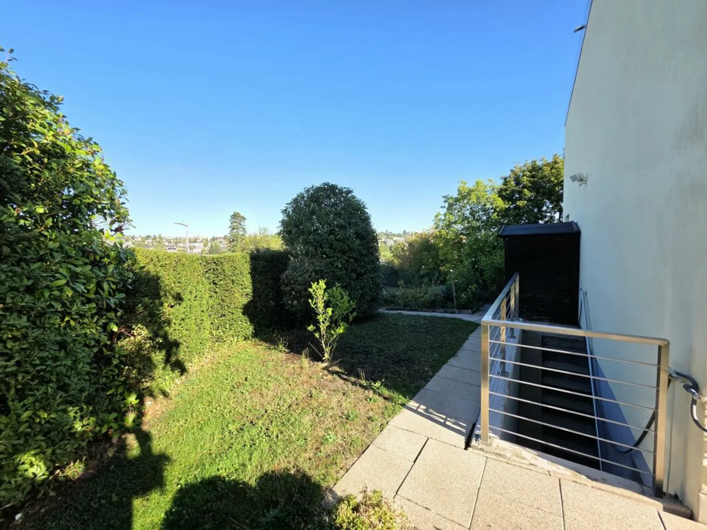 Your new family happiness, spacious 5.5 room corner house with private garden! - Photo 9 of 13