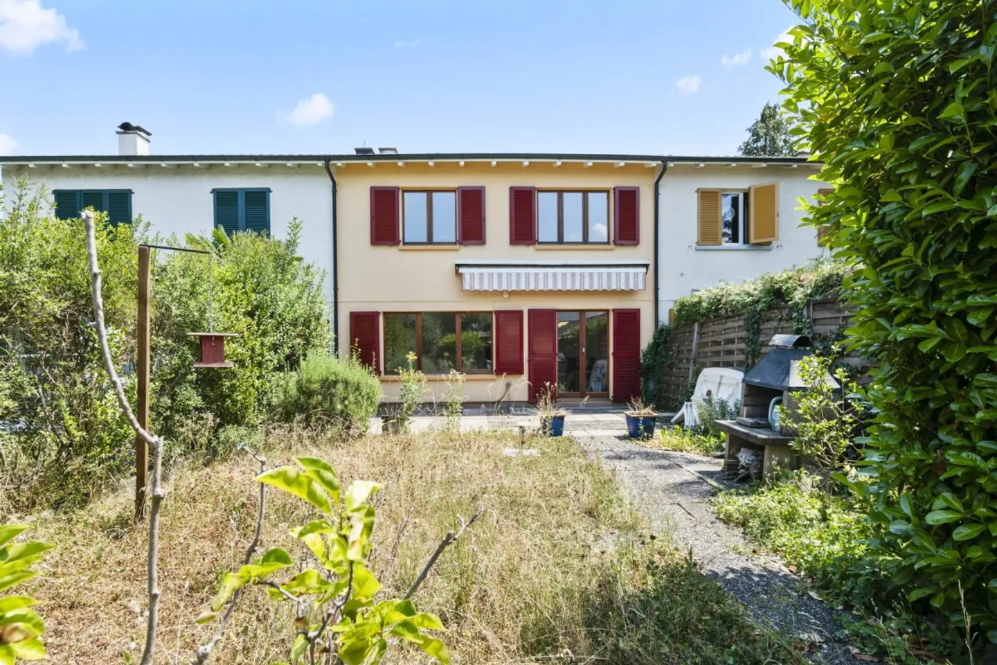 Terraced House Seeks Family - Photo 11 of 11