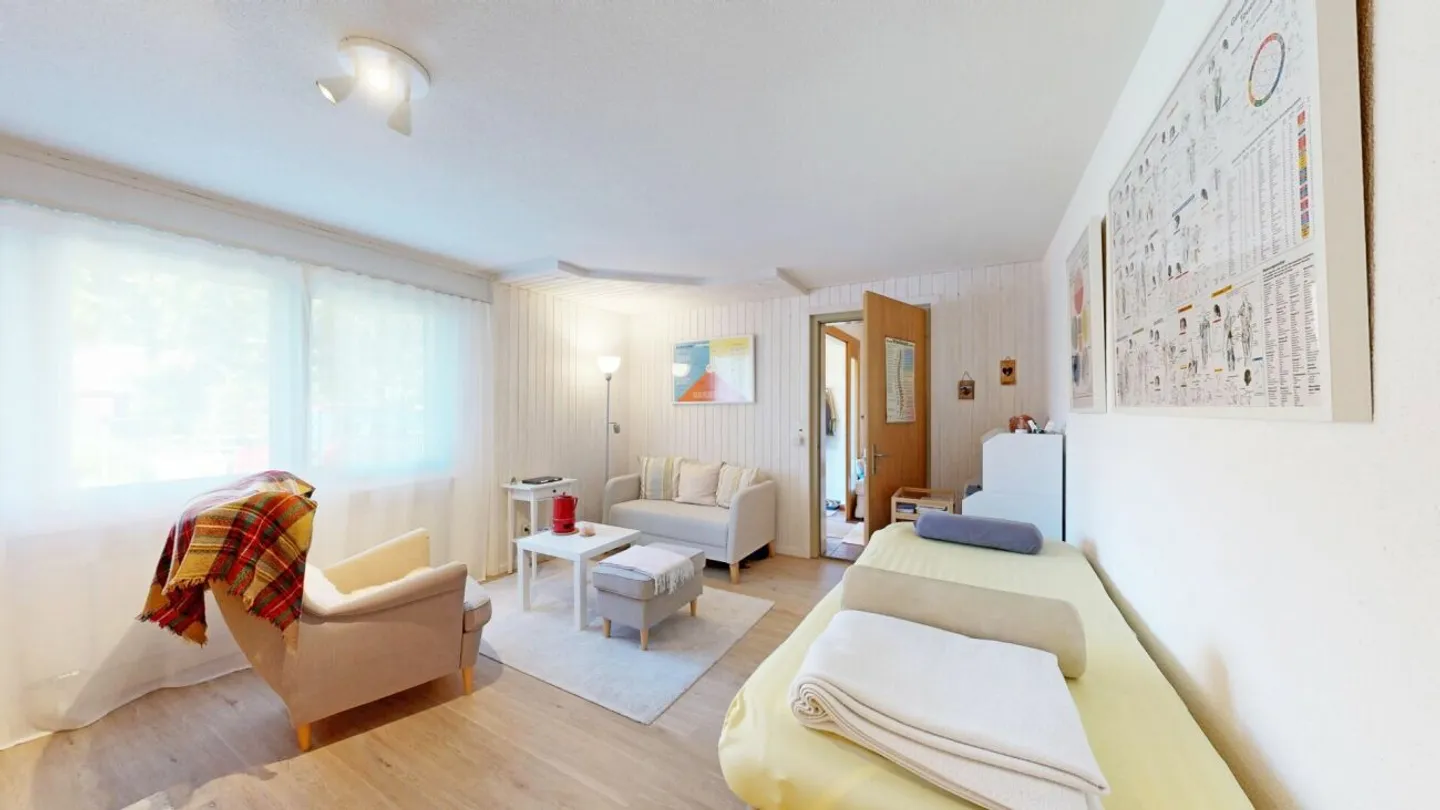 Freistehendes Einfamilienhaus mit Einliegerwohnung - Photo 9 of 13