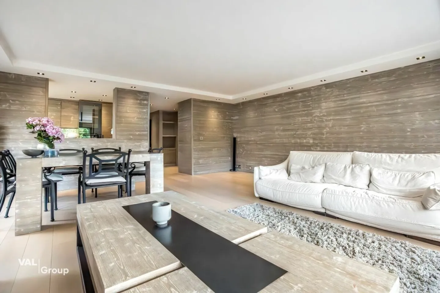 Appartement de luxe avec terrasse - Photo 3 sur 13