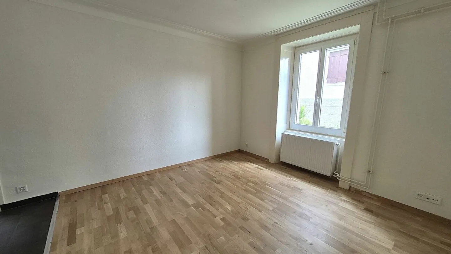 Magnifico appartamento di 3.5 stanze a Locle - Foto 9 di 12