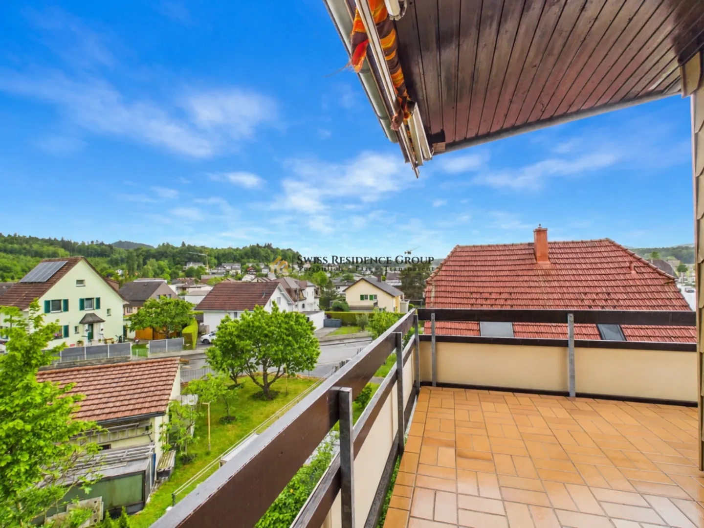 Renovated with fireplace and sun terrace in Dulliken - Photo 10 of 13