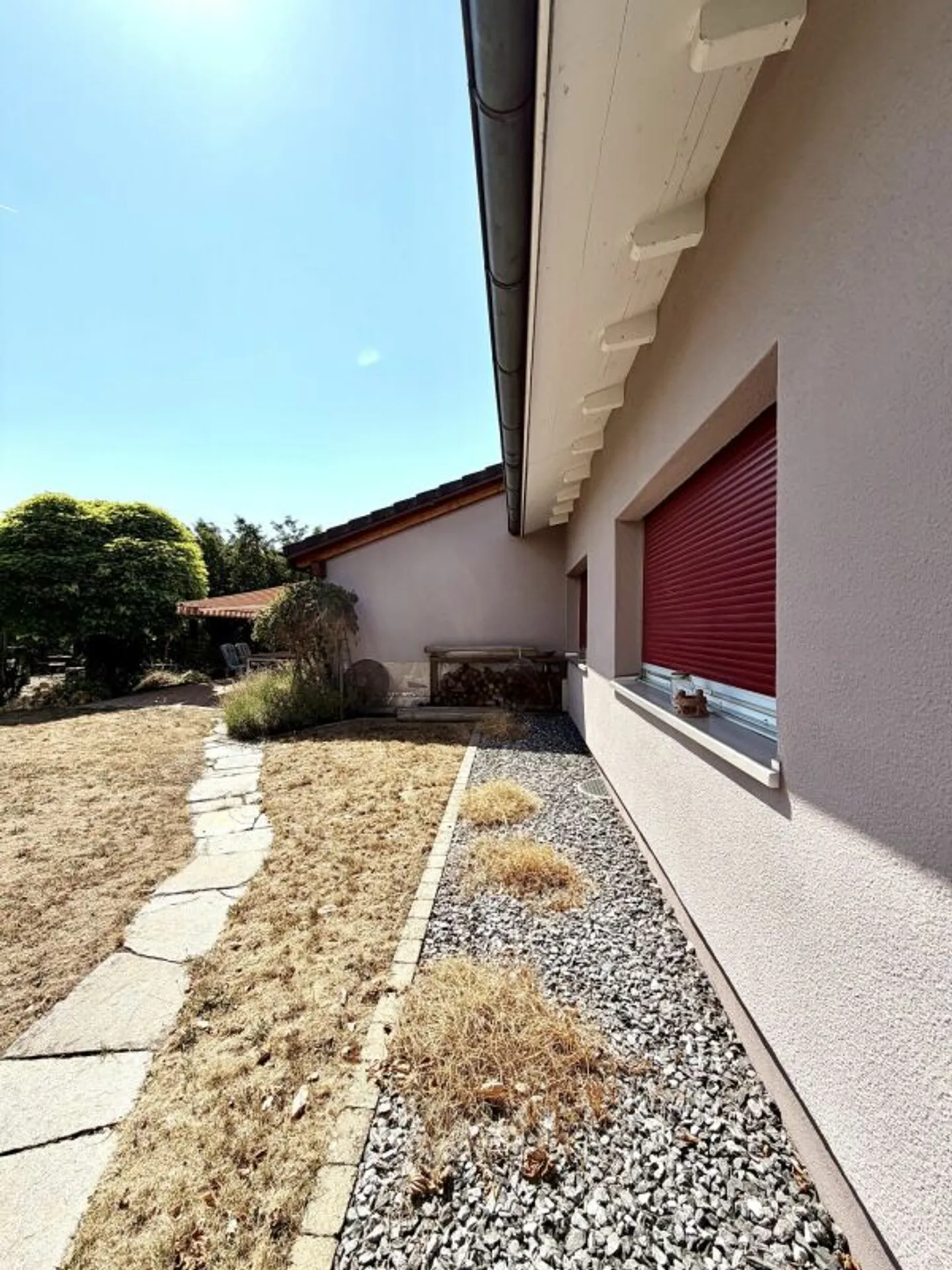 Maison individuelle attrayante avec jardin bien entretenu ! - Photo 11 sur 13