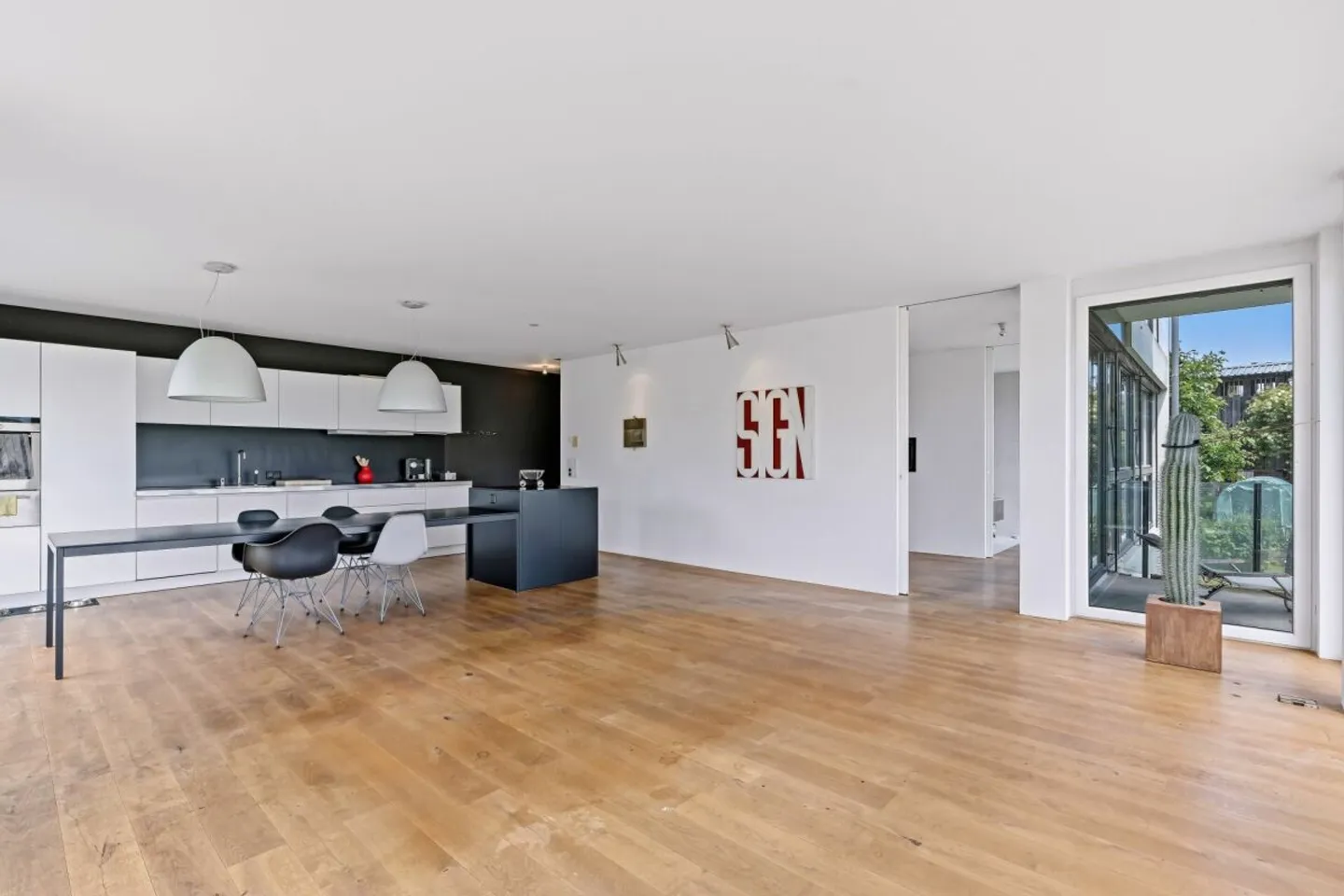 Magnifique appartement de jardin dans un quartier résidentiel très calme - Photo 3 sur 13
