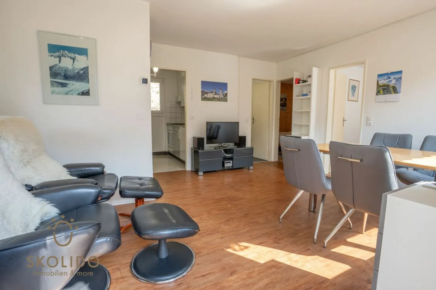 Idyllisches Chalet in mitten der schweizer Alpen mit Umschwung - Foto 6 von 13