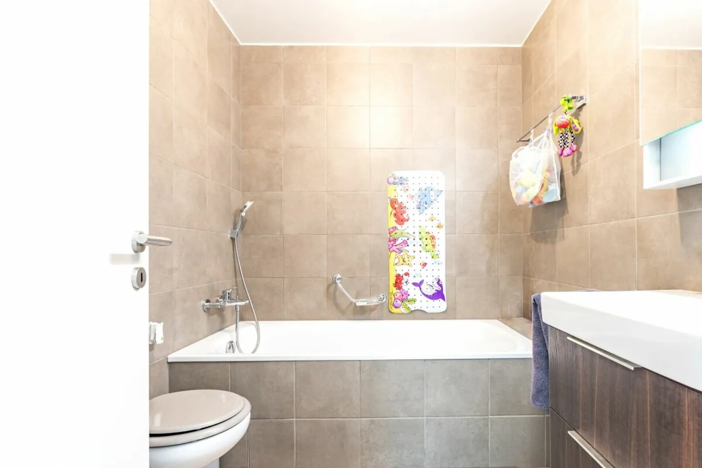 Your 5.5 room haven of peace in Les Rives de Bramois - Photo 9 of 13