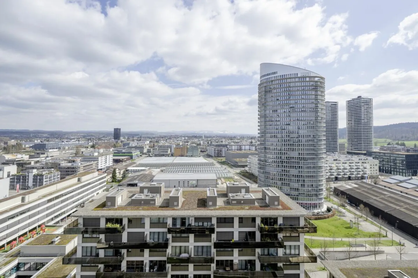 Stilvolles Wohnen auf  höchstem Niveau - Photo 1 of 8