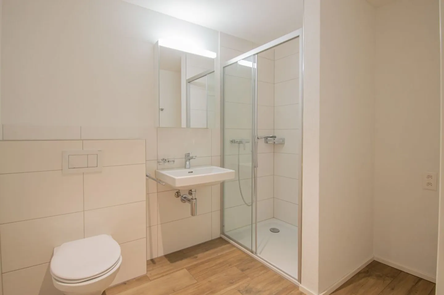 Spacious, modern apartment in a sunny location - Photo 13 of 13