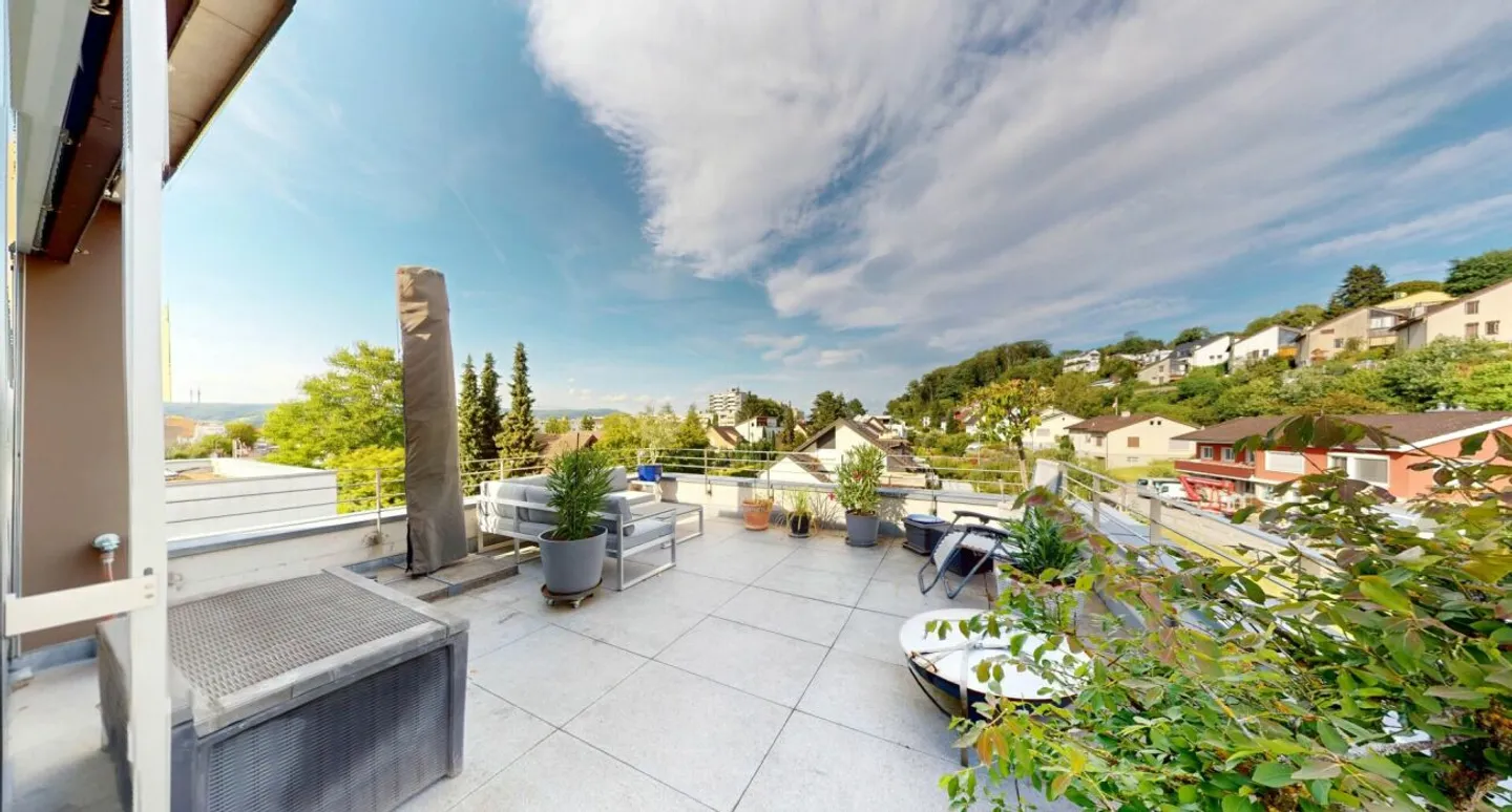 Sun from morning to evening! Your new home with attic terrace - Photo 9 of 13