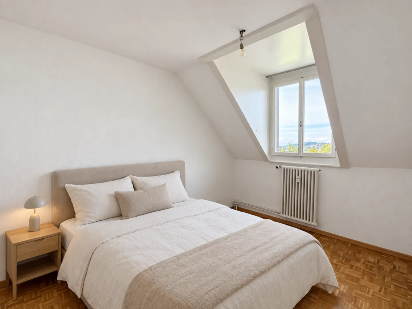 Helle 4-Zimmer Dachwohnung im 3. OG in Zentrumsnähe von St. Gallen - Photo 8 of 10