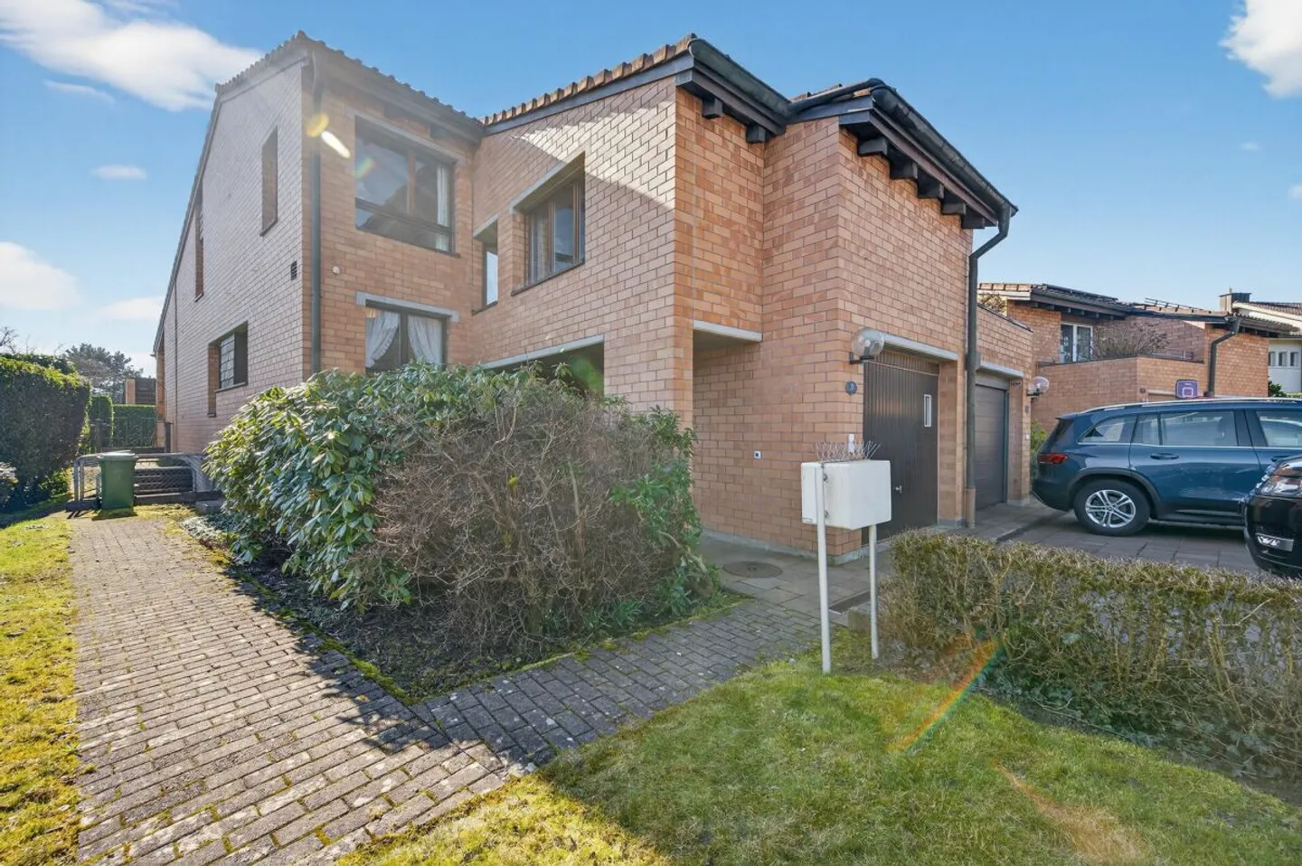 PANORAMA HARMONIE: 5.5 Room Corner House in Preferred Location - Photo 3 of 13