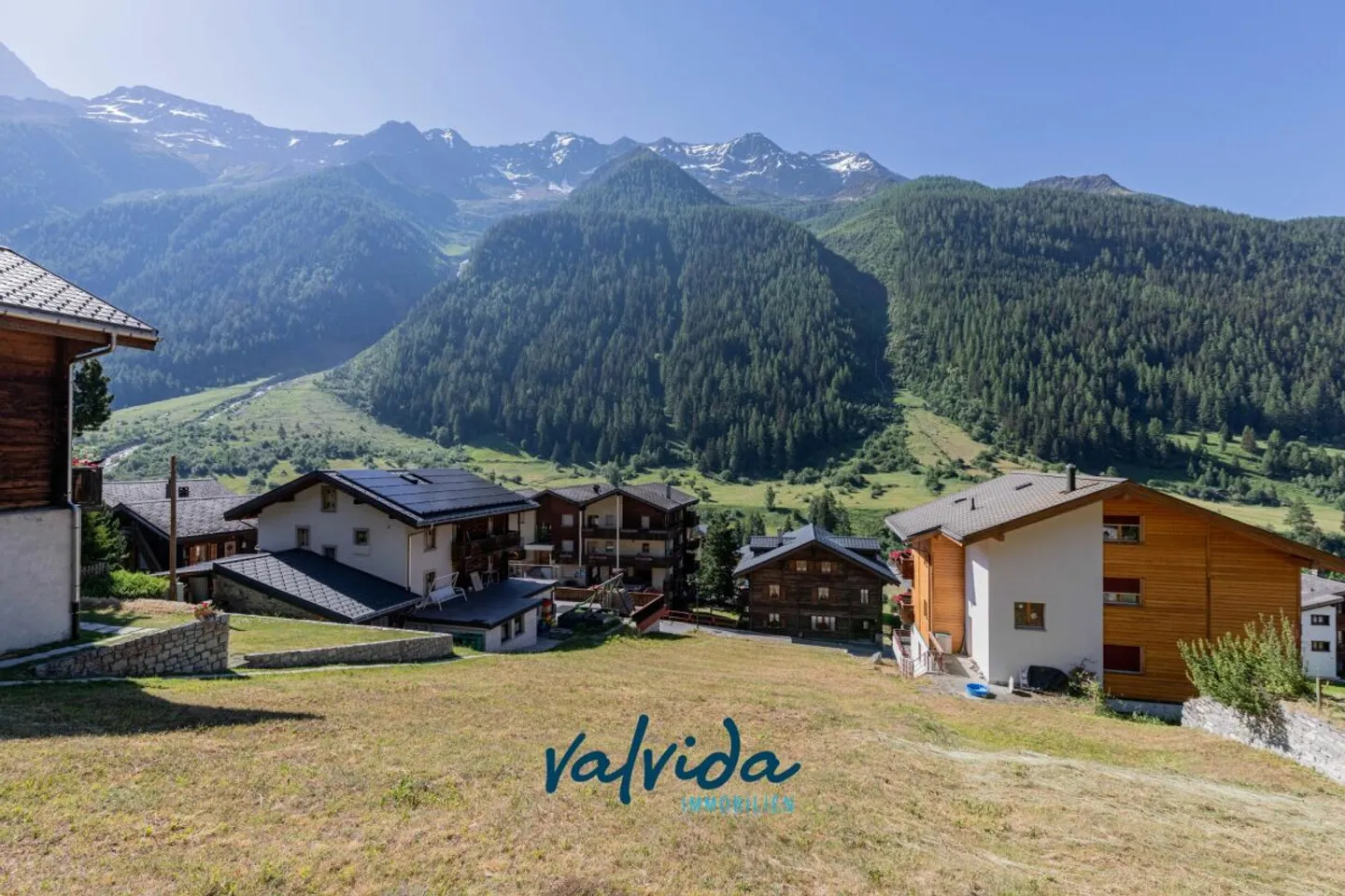 Terrain à bâtir dans le beau Lötschental - Photo 1 sur 7