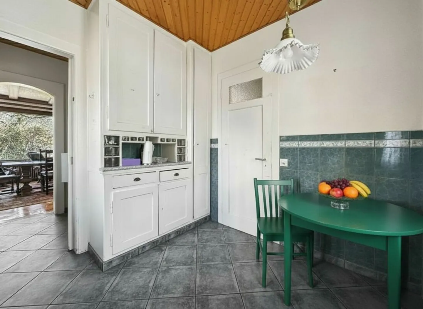 Una bella villa Art Deco su un grande giardino - Foto 7 di 13