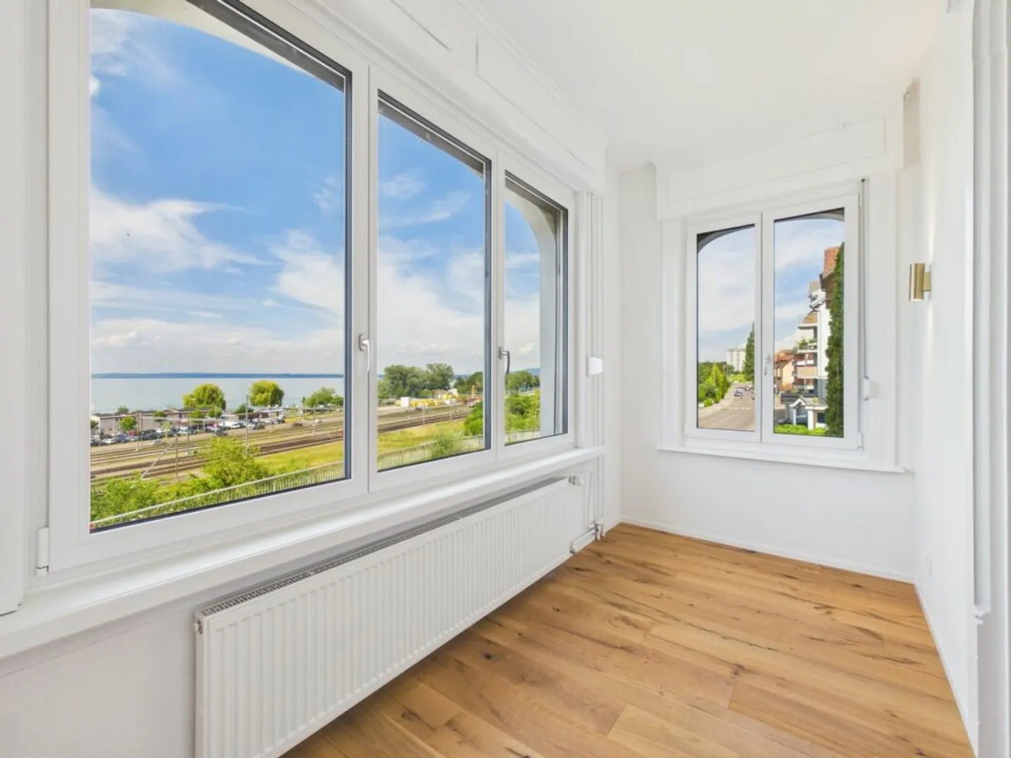 Exklusive Wohnung mit Seesicht - Foto 2 von 13