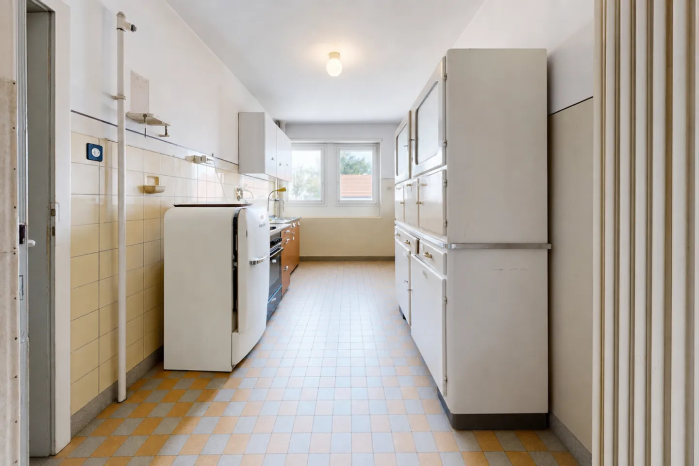 Mehrfamilienhaus mit Potenzial - Foto 4 von 13