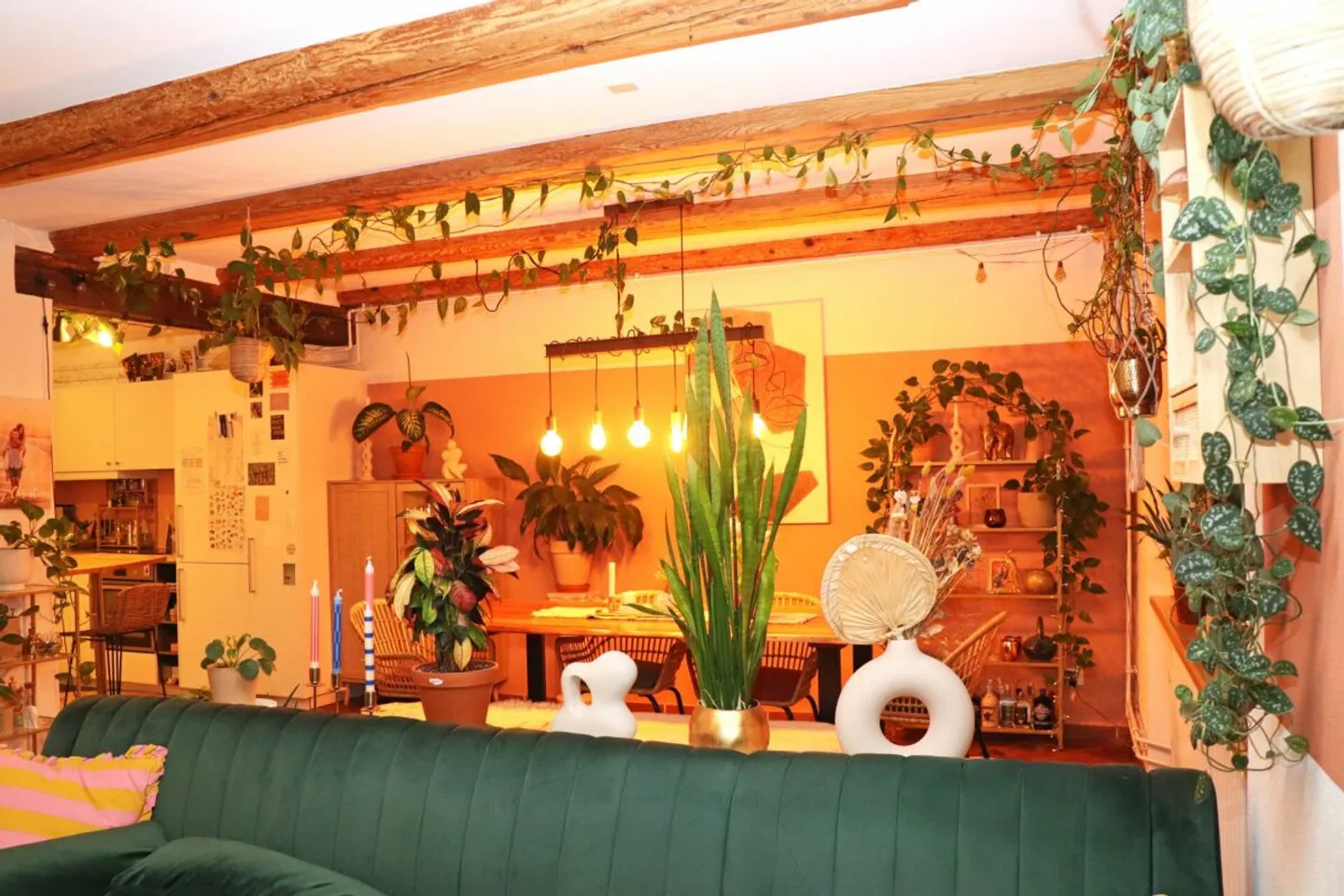 Ampio appartamento di 2,5 locali con grande terrazza nel centro di Sissach - Foto 2 di 9