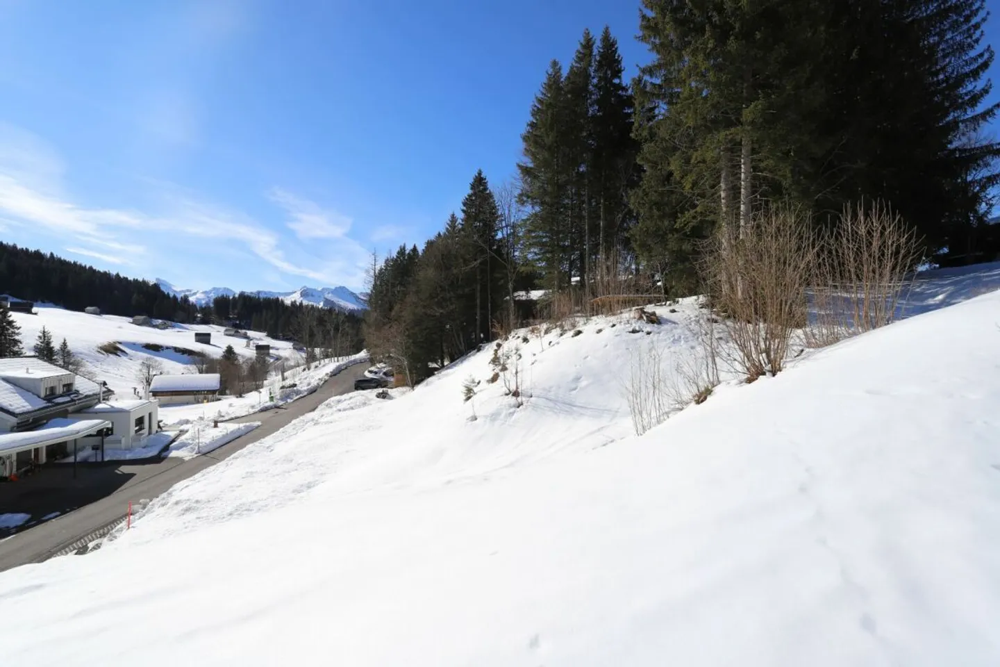Building plot directly at the ski and hiking area - Photo 2 of 3