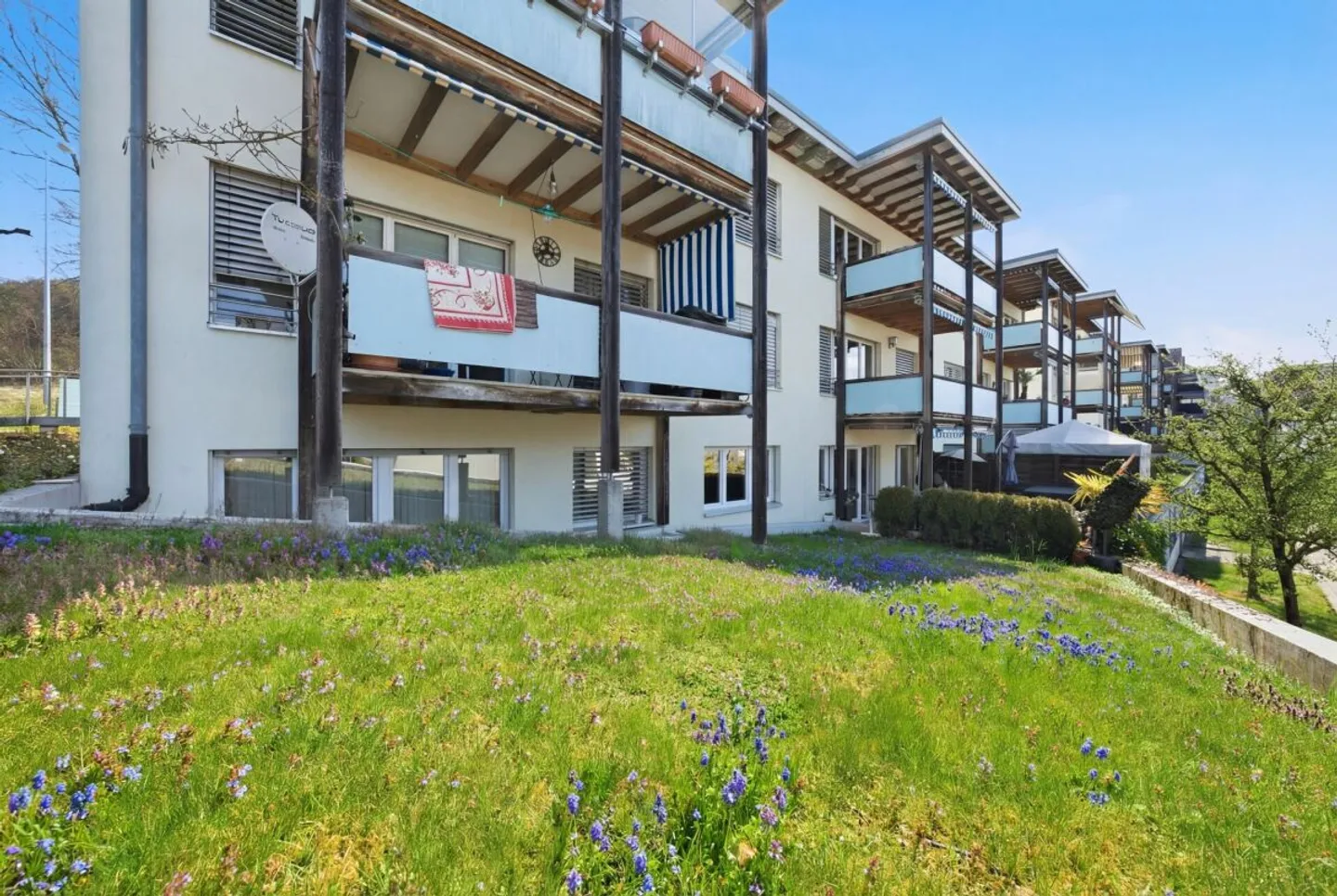 Dream home directly on Lake Lucerne & Rigi view (4.34% return) - Photo 11 of 13