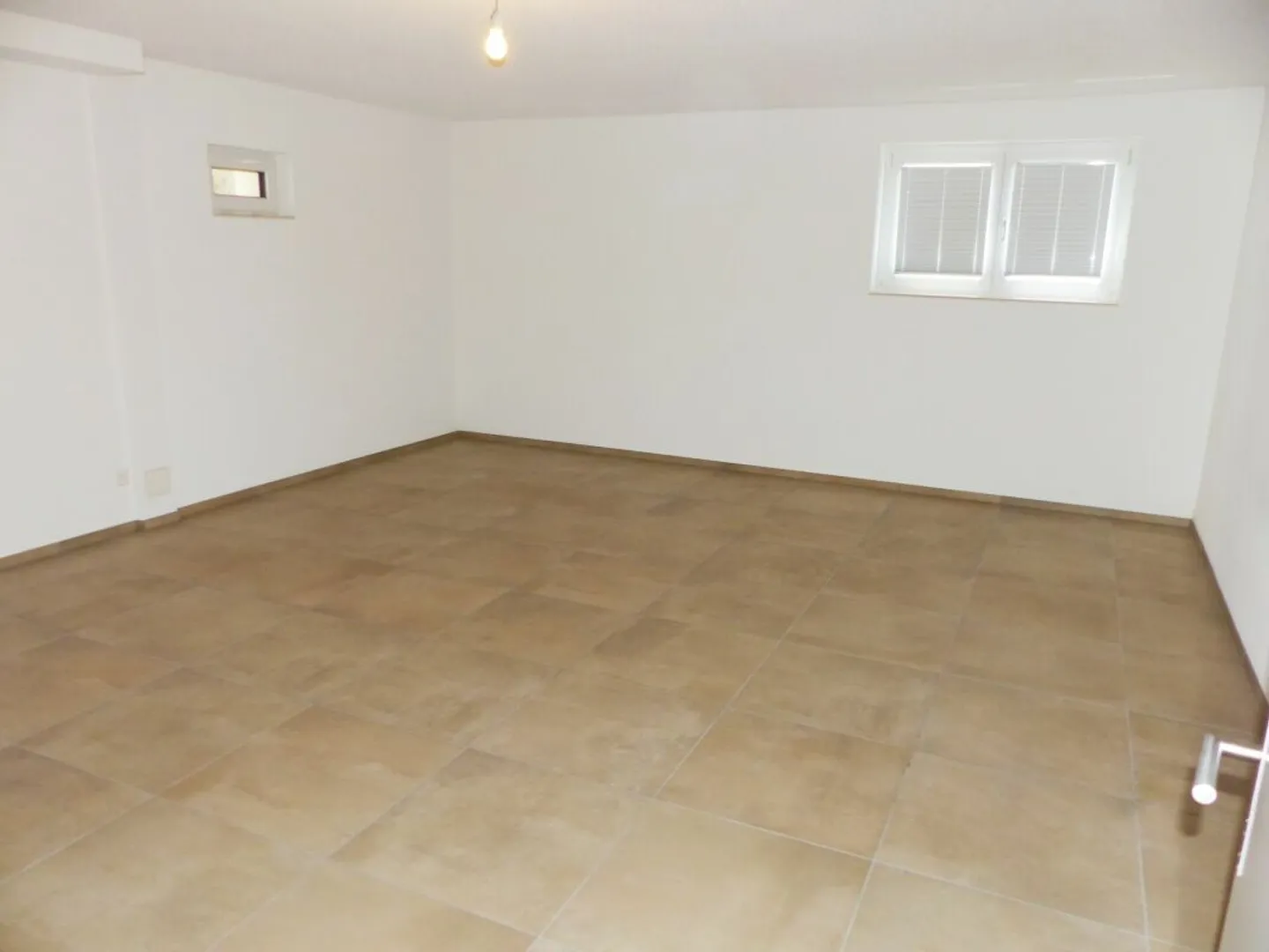 Geräumiges Einfamilienhaus zur Miete - Foto 12 von 13