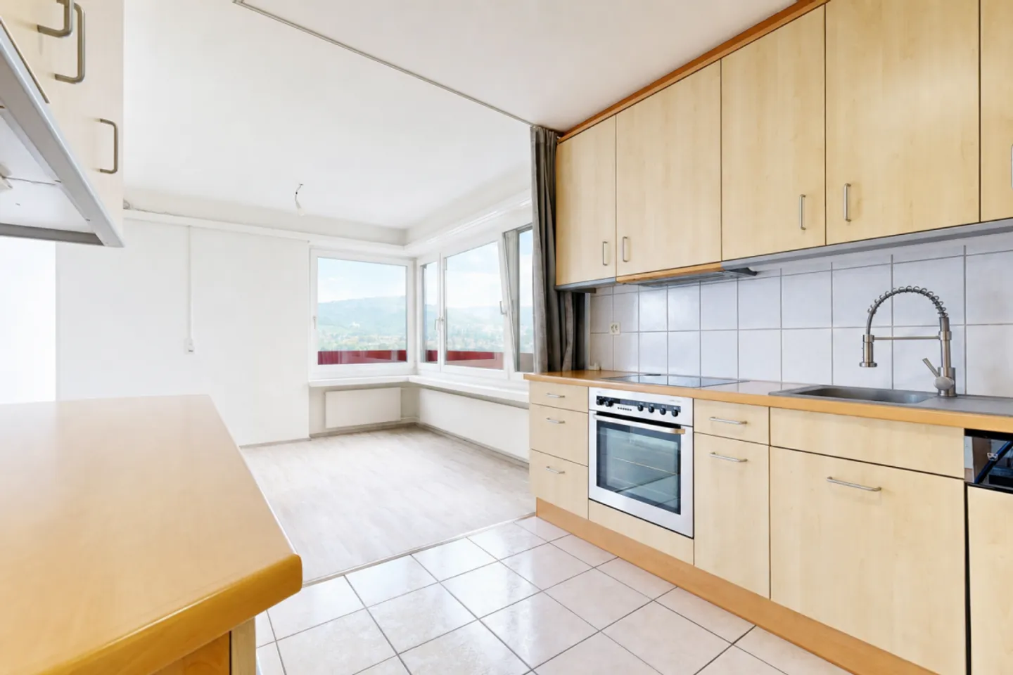 Erschwingliche Wohnung mit Aussicht - Foto 2 von 13