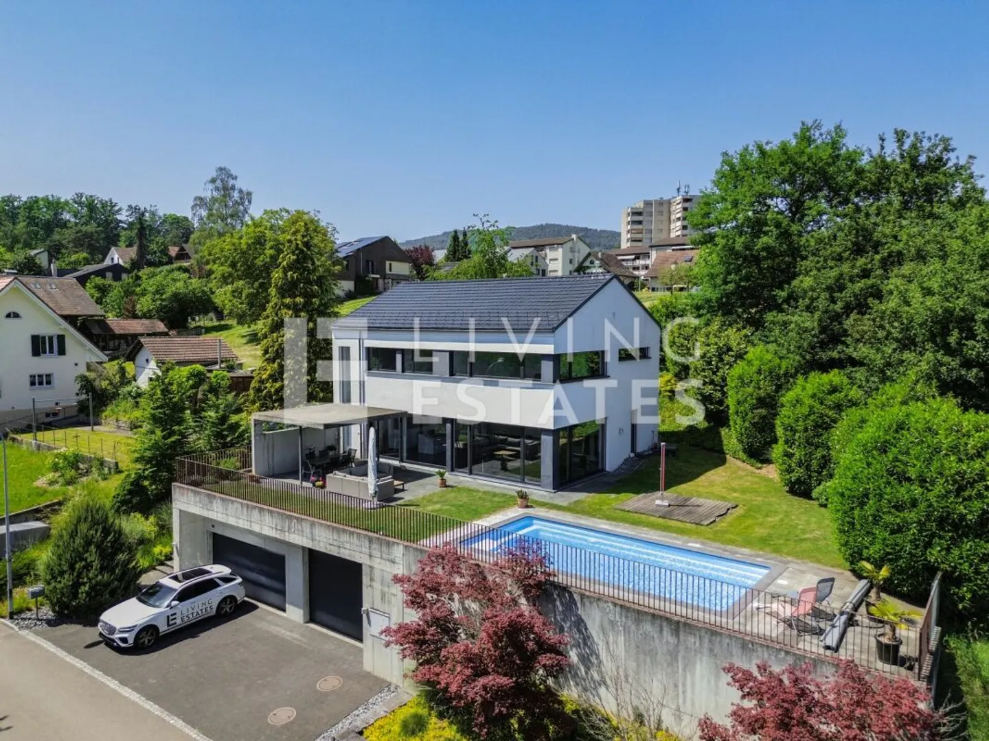 Luxushaus mit Pool und Garten - Foto 1 von 13