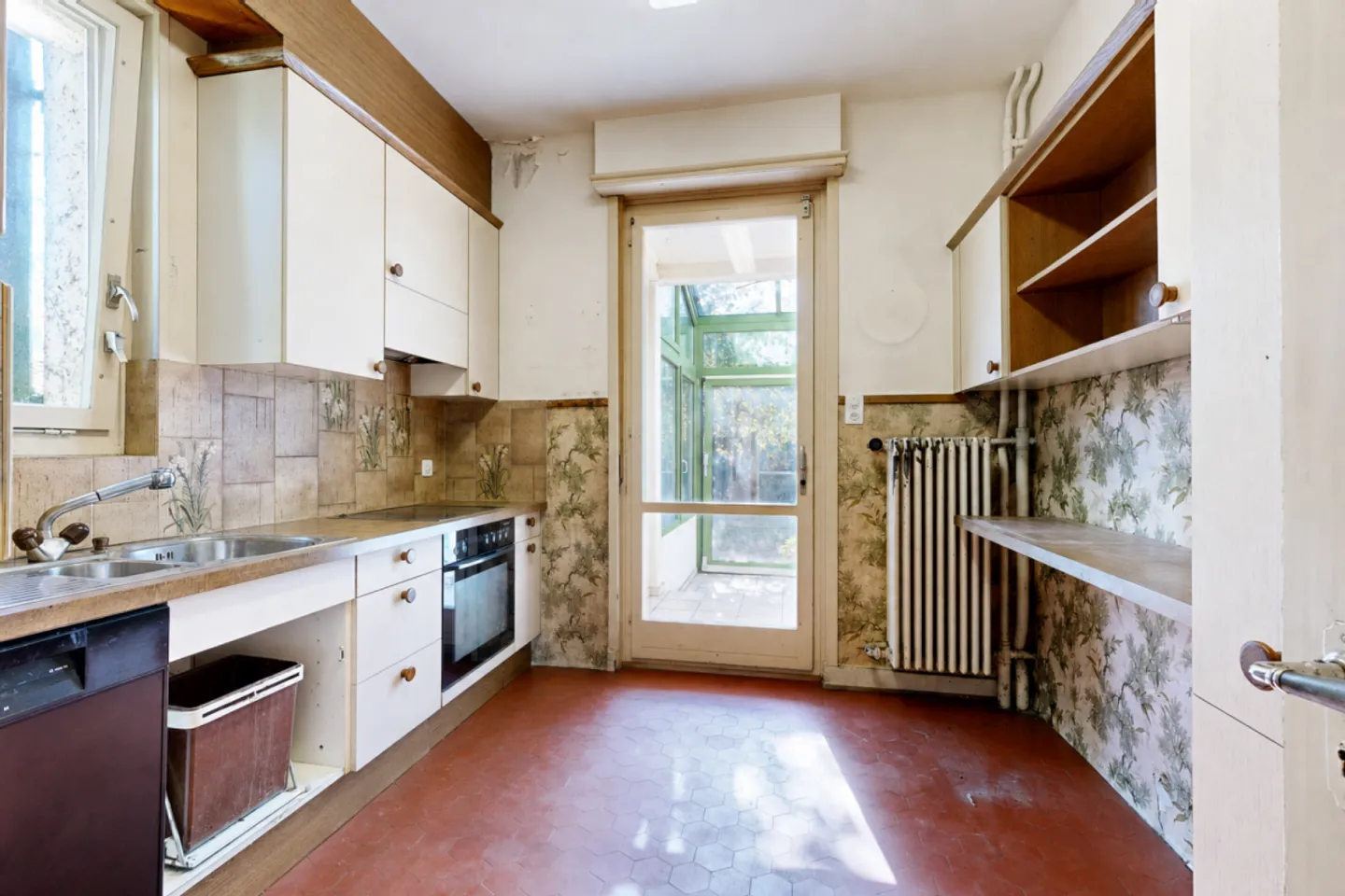 Casa unifamiliare con fascino e riserva di terreno - Foto 3 di 13
