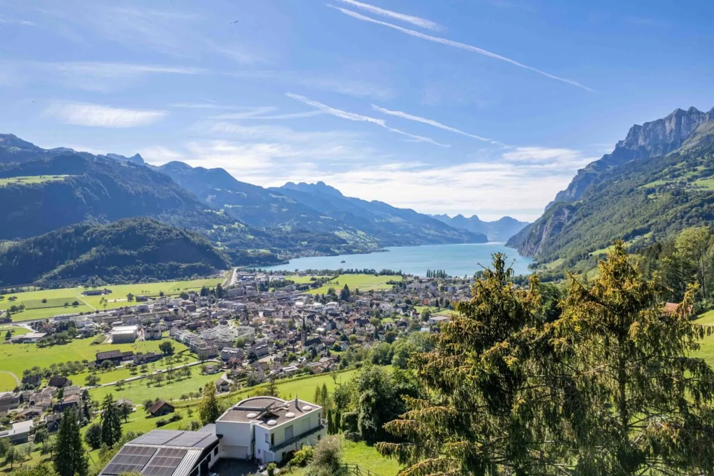 Multi-family house in prime location - Photo 1 of 1