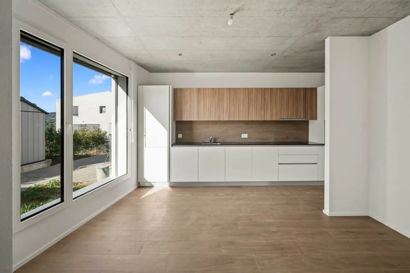 Superbe villa avec vue sur le lac - Photo 4 sur 12