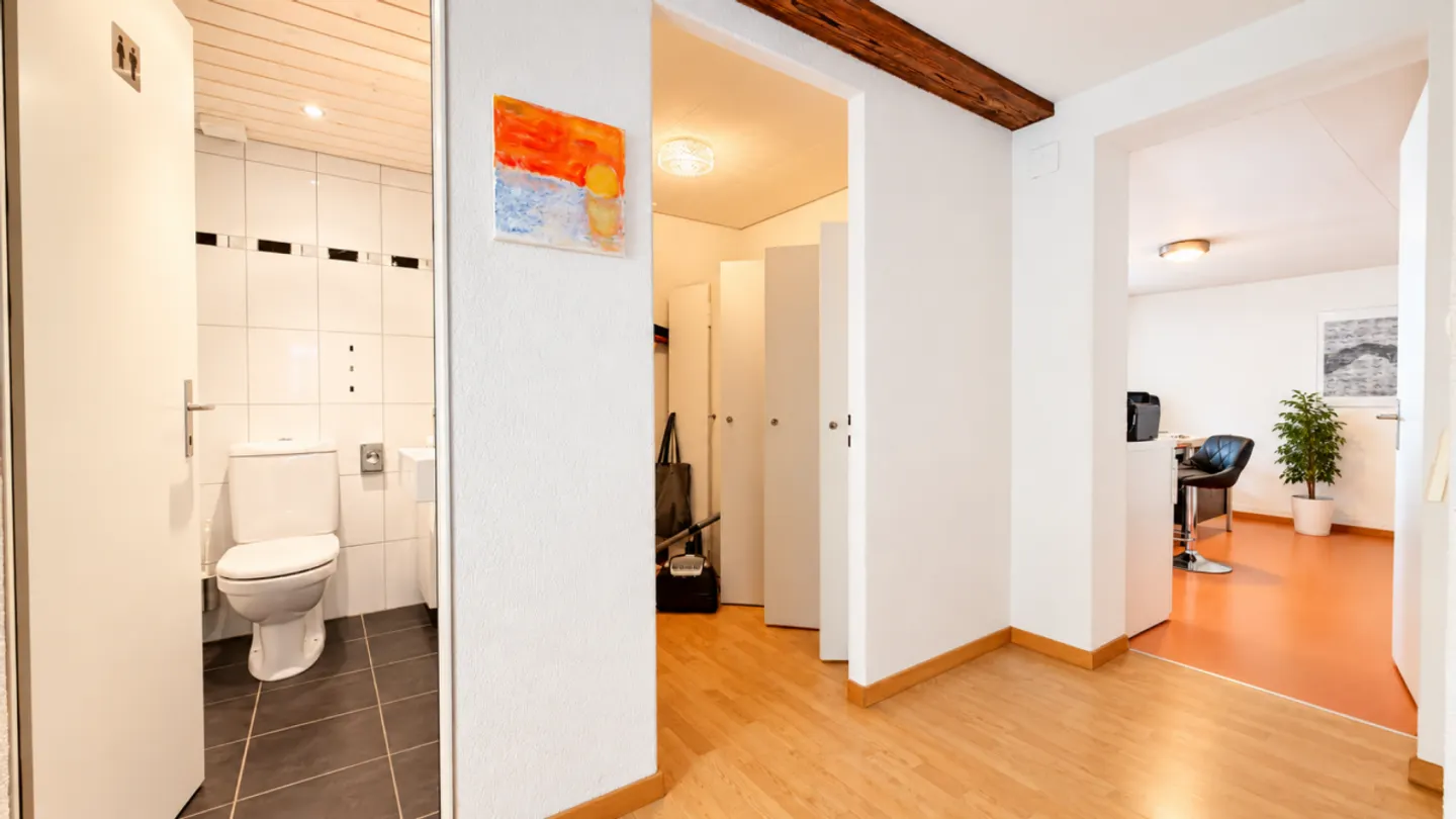 Proprietà d'investimento caratteristica con potenziale di sviluppo - Foto 8 di 13