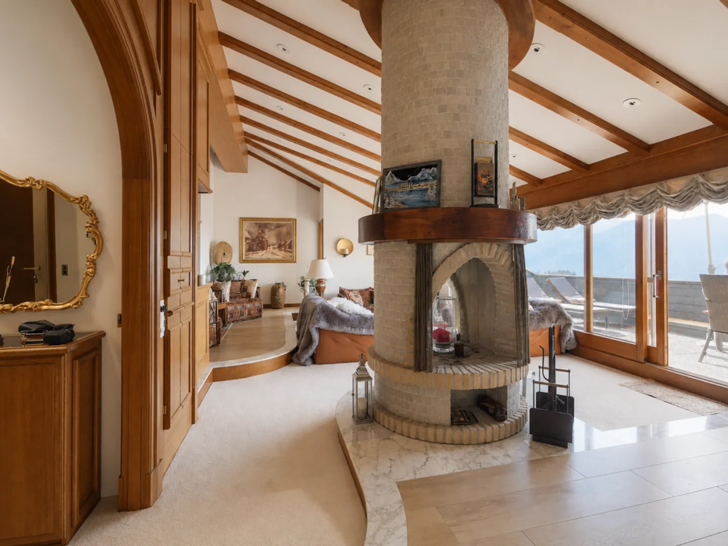 Magnificent penthouse apartment - Photo 5 of 13