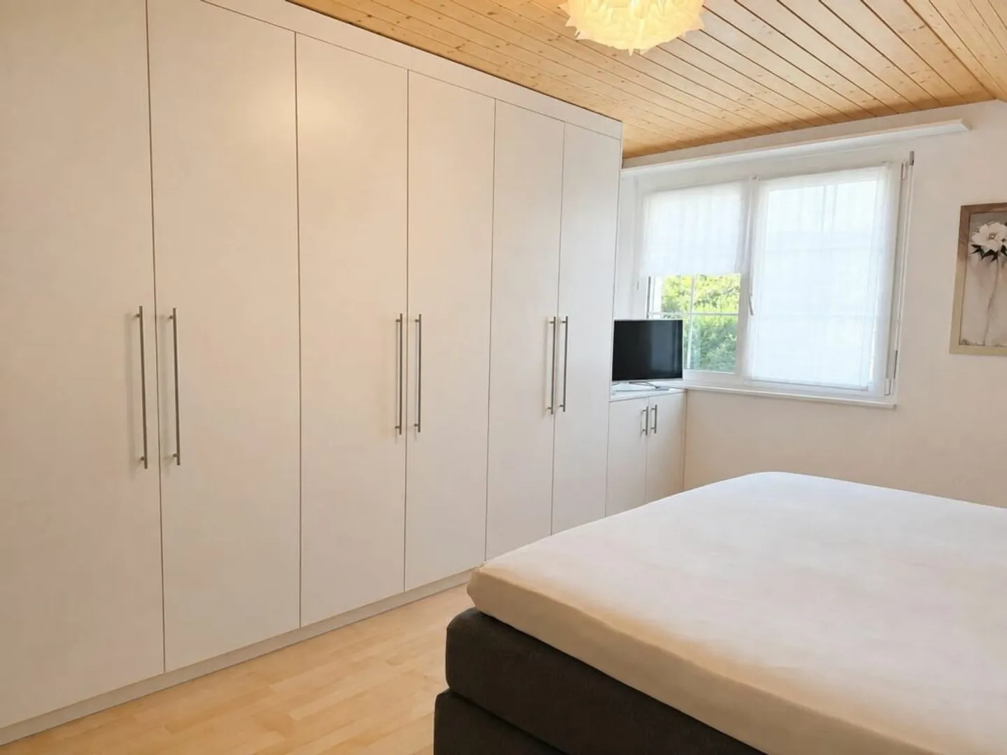 Maison moderne pour deux générations dans un endroit attrayant et adapté aux enfants - Photo 10 sur 13
