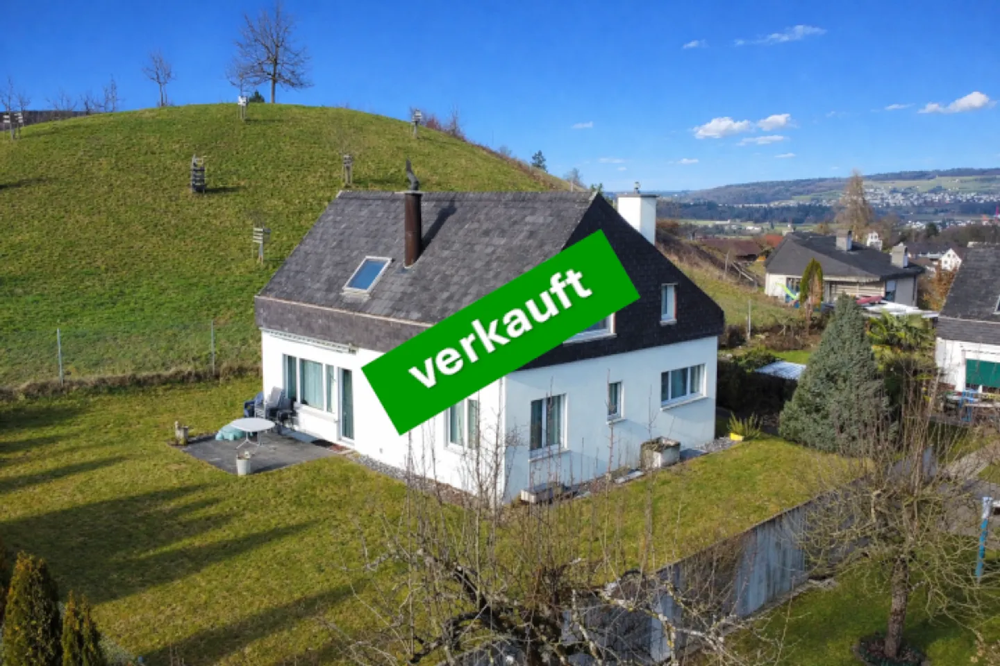 INDÉPENDANT | CALME | ENSOLEILLÉ | FAMILIAL | PROCHE DE LA NATURE - Photo 1 sur 13