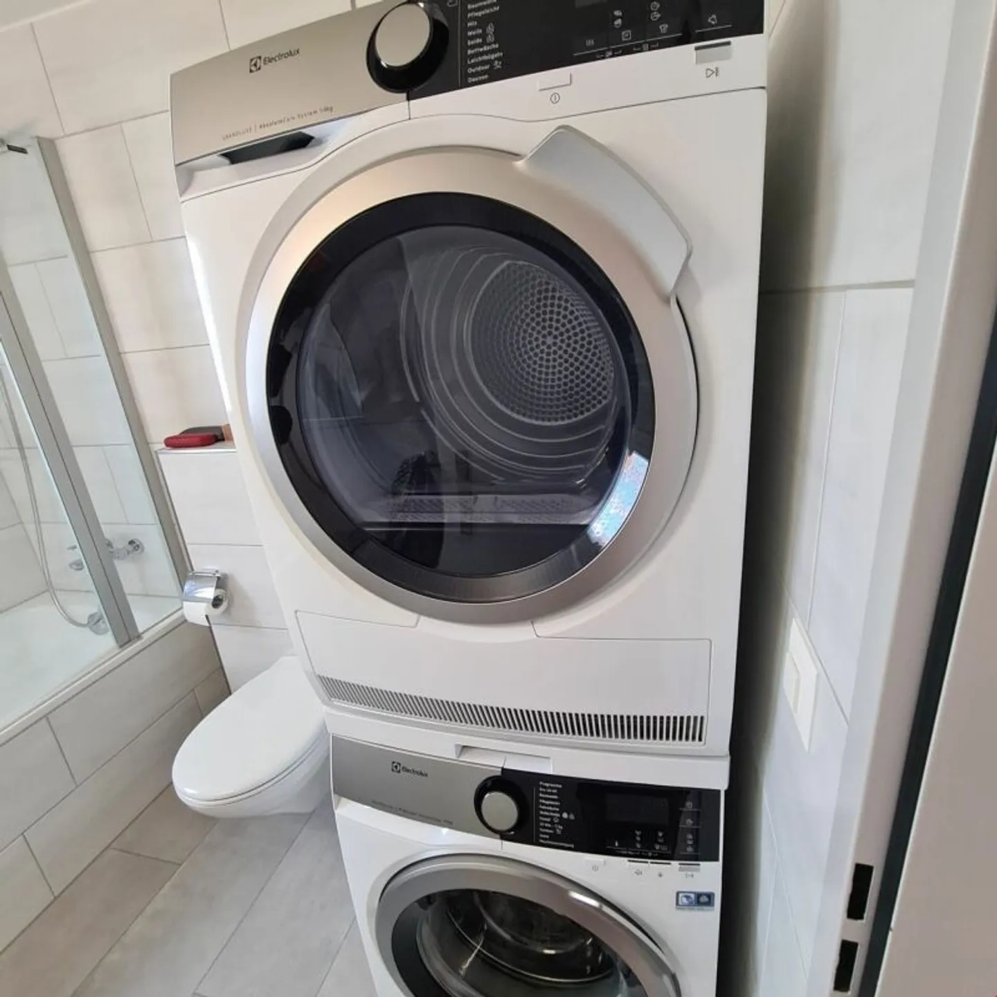 Geräumige Wohnung mit Bergblick - Foto 9 von 13