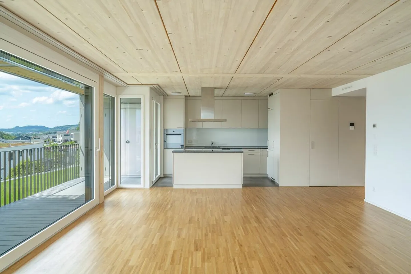 Luxuswohnung mit zwei Terrassen - Foto 3 von 9