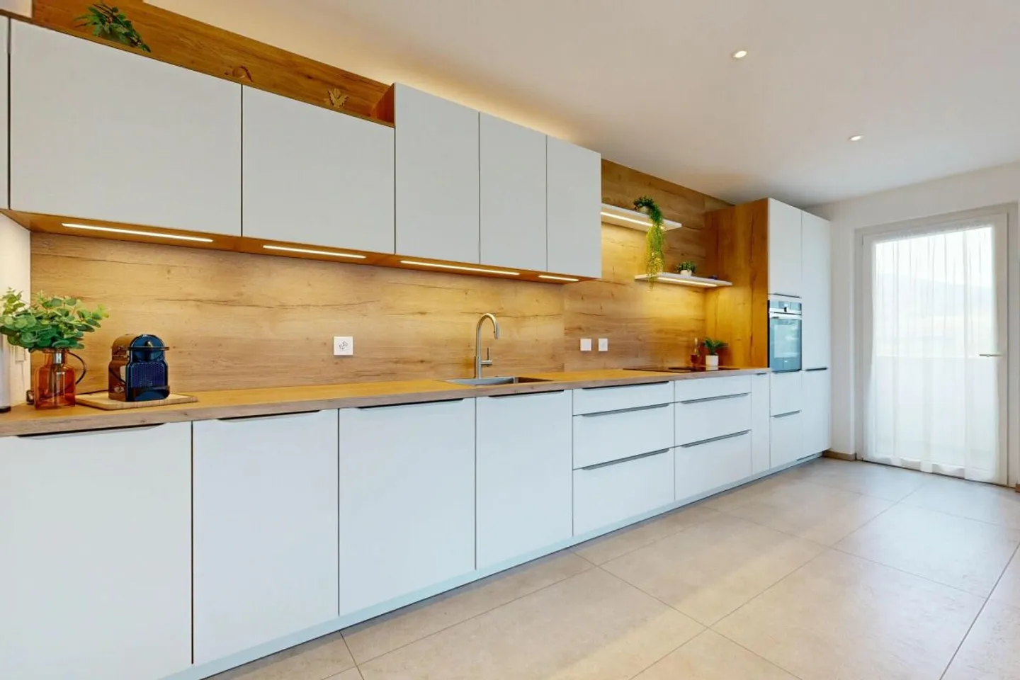 Beautiful, nearly new apartment in a quiet location - Photo 2 of 13