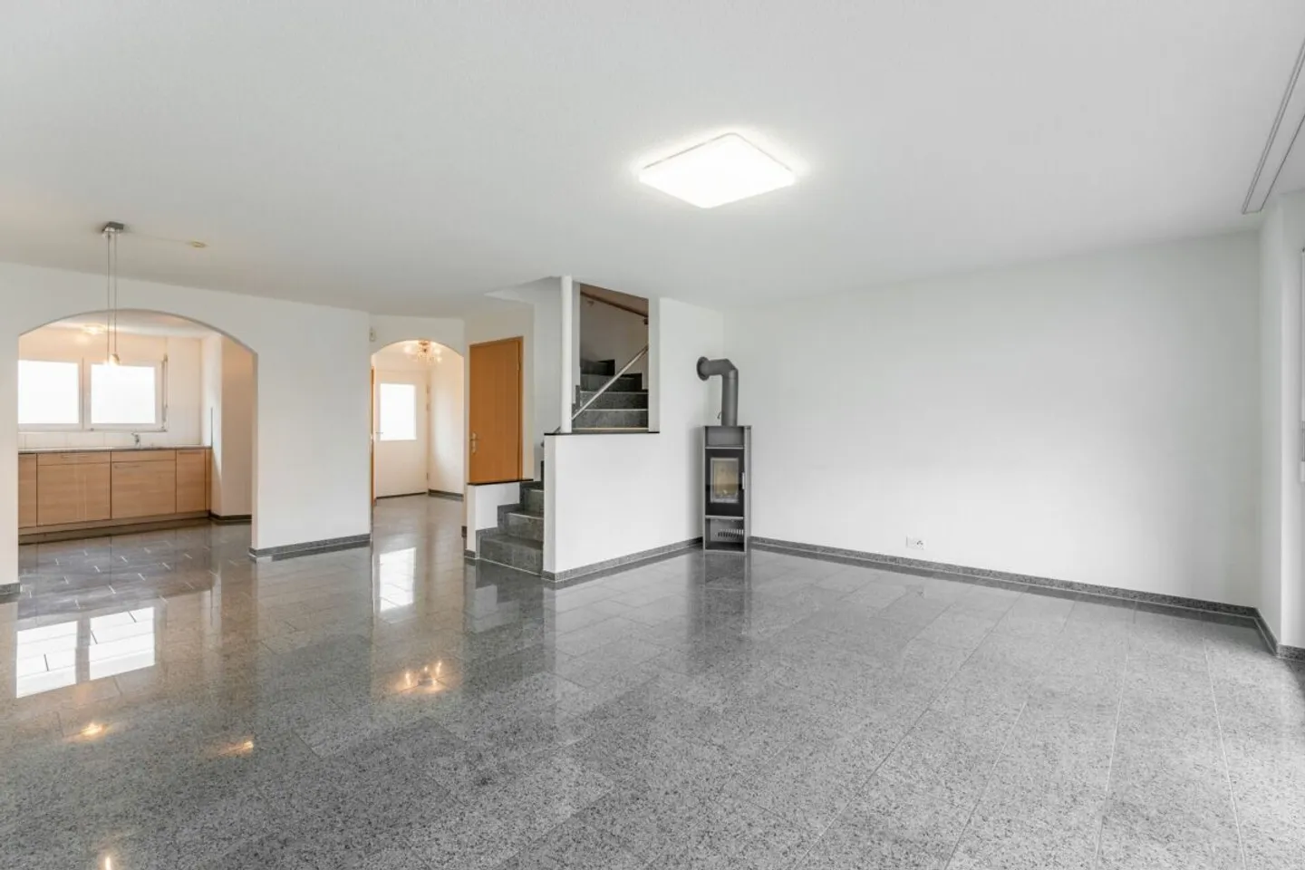 Itingen BL - 15 minuti da Basilea. Pace per la tua famiglia. - Foto 4 di 5