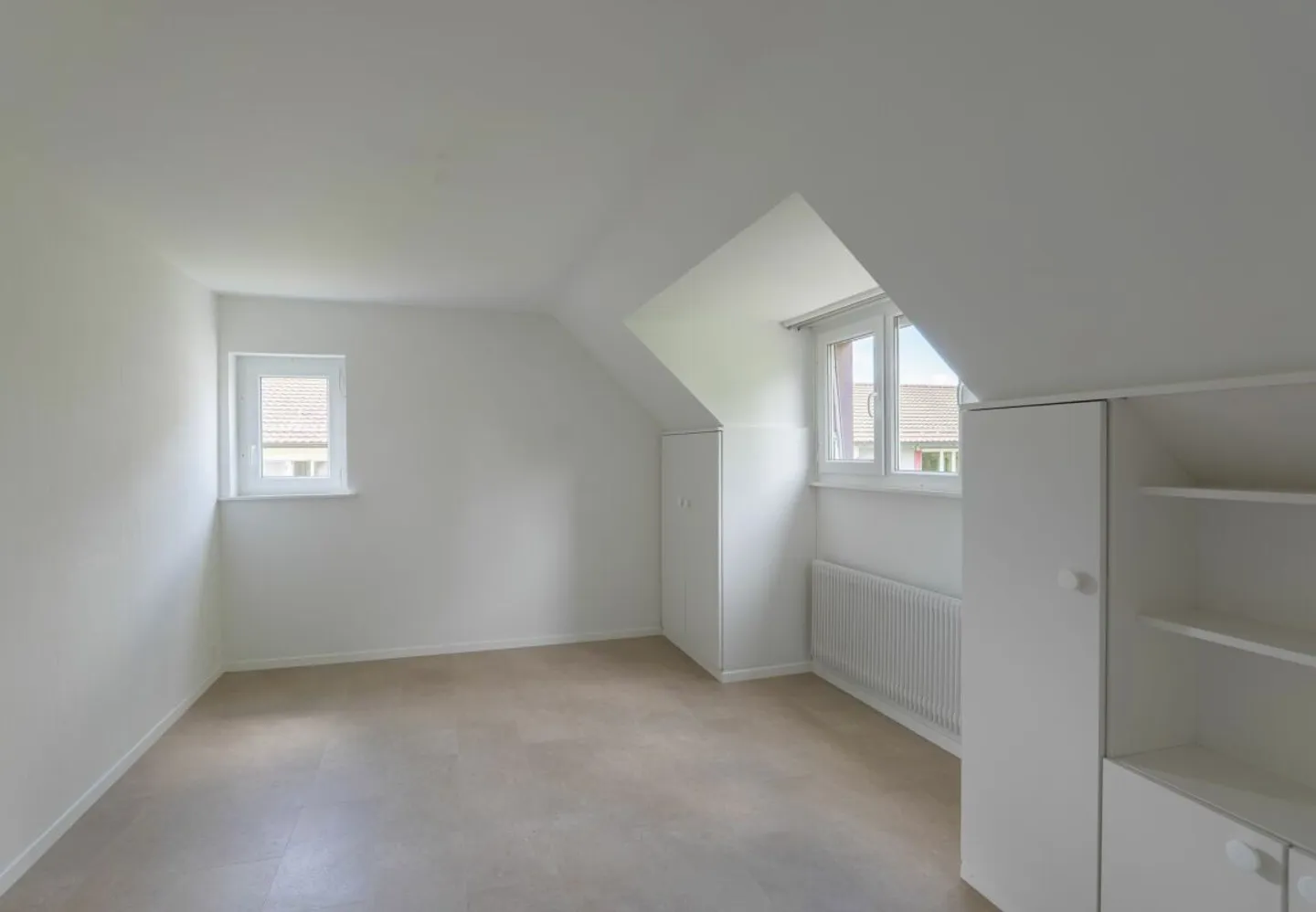 Modernized Row House for Families or Couples - Photo 9 of 13