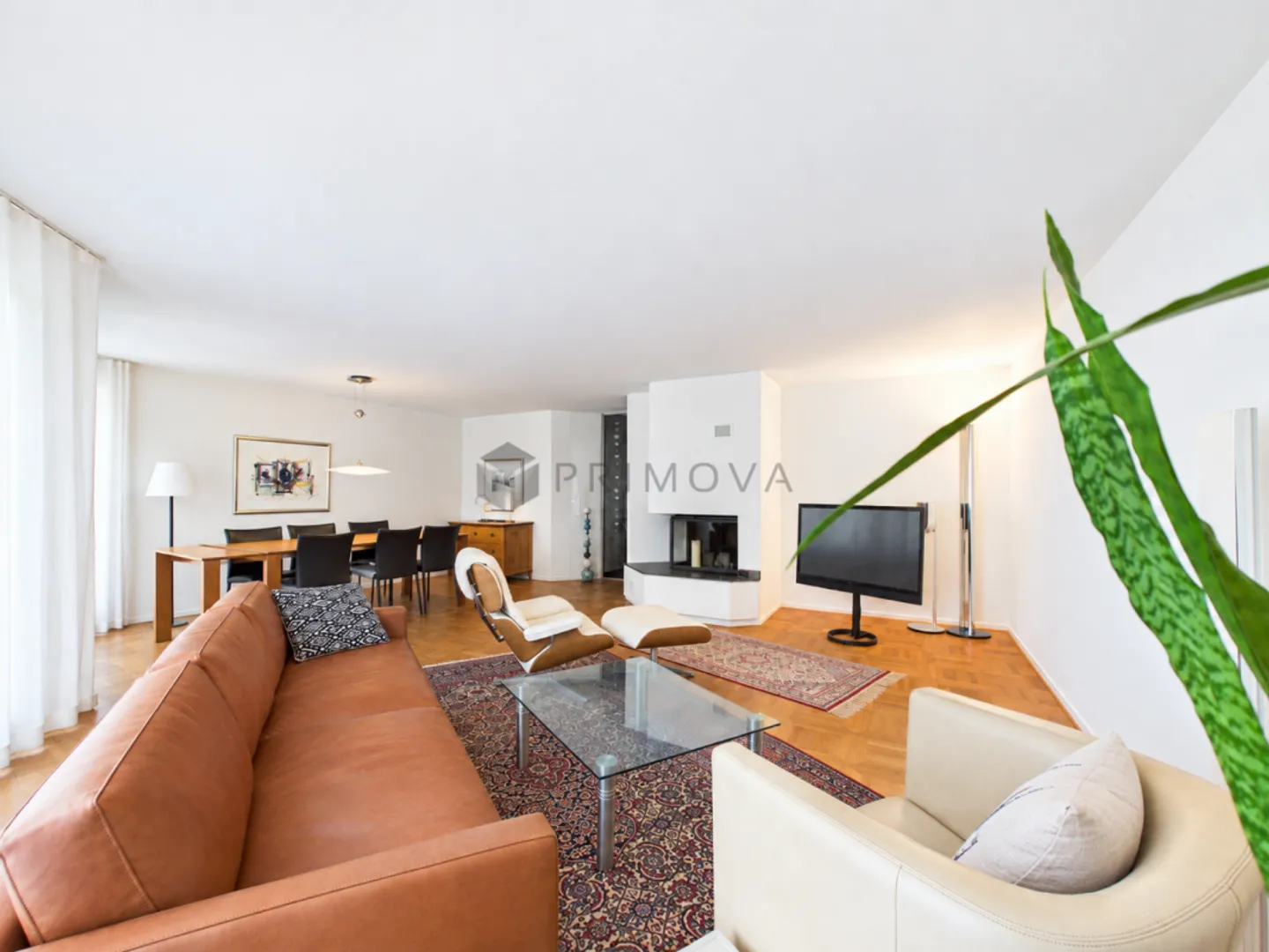 High-quality detached house with unobstructed south-west facing position - Photo 3 of 13