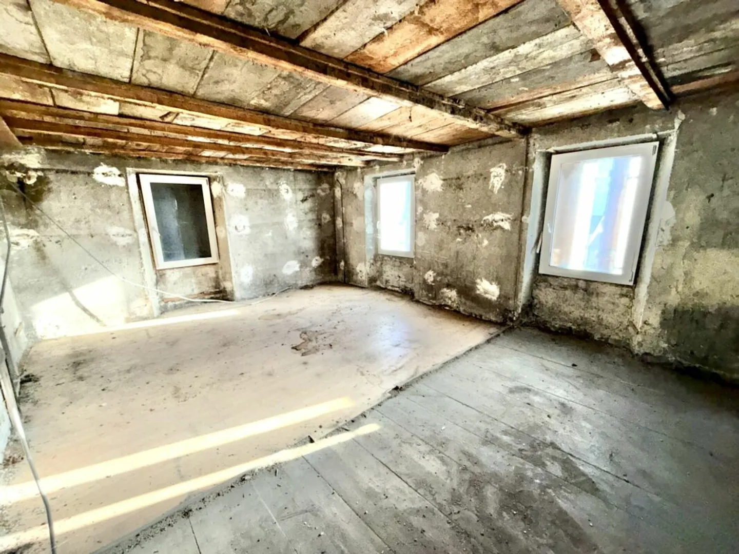 Casa da ristrutturare nel centro di Chamoson, venduta con permesso di costruzione - Foto 12 di 13