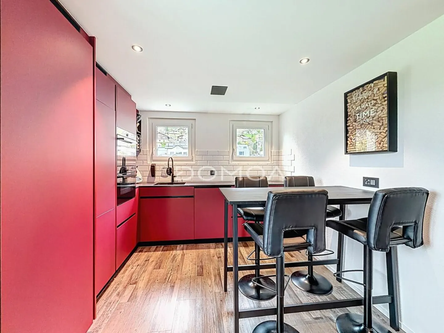 Wunderschöne 3,5-Zimmer-Wohnung mit großer Terrasse und Blick auf den Moléson - Foto 2 von 7