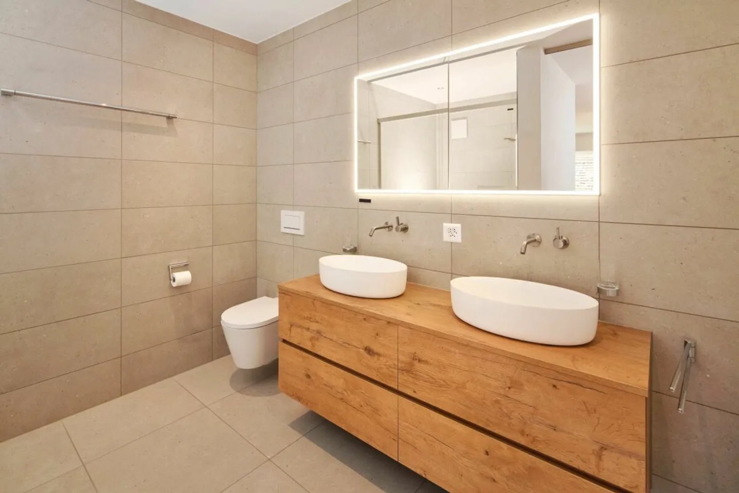 Stylish Living at Räbberg - Aesthetics. Quality. Location. - Photo 5 of 10