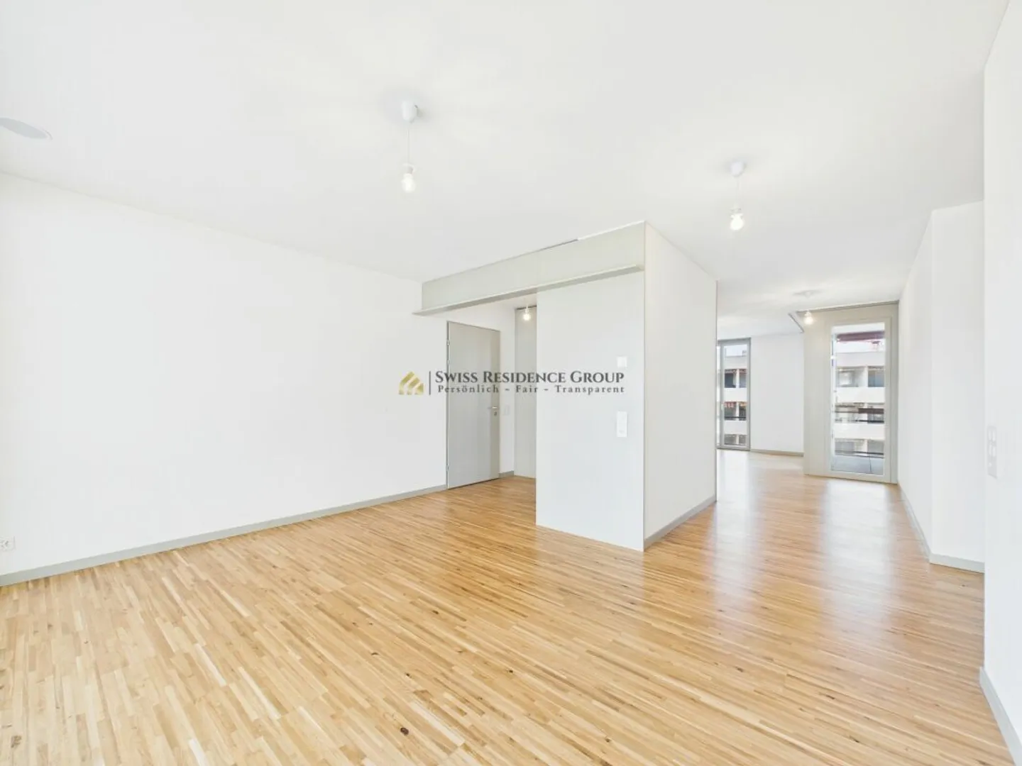Appartement élégant de 3,5 pièces avec deux balcons - lumineux et conçu avec style - Photo 1 sur 13