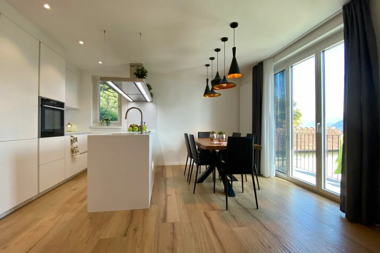 Elegante "Pied a terre" in una posizione tranquilla e soleggiata - ideale per gli utenti dei mezzi pubblici - Foto 12 di 13
